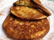 Pancakes aux pommes râpées et à la cannelle Pancakes aux pommes râpées et à la cannelle