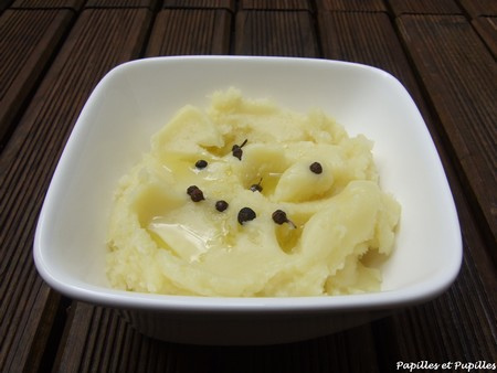 Purée de pommes de terre à l