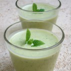 Gaspacho de petits pois à la menthe