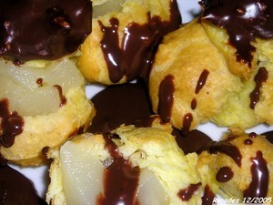 Profiteroles poires anis chocolat