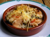 Cassolettes gratinées de Saint Jacques, crevettes et saumon Cassolettes gratinées de Saint Jacques, crevettes et saumon