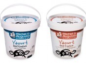 Des yaourts en pots d’un kilo