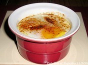 Oeufs cocotte au foie gras et au piment d’Espelette Oeufs cocotte au foie gras et au piment d’Espelette