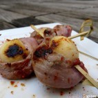 Brochettes d’aiguillettes de canard aux pommes Reinette, piment d’Espelette