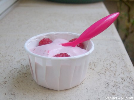 crème glacée à la framboise