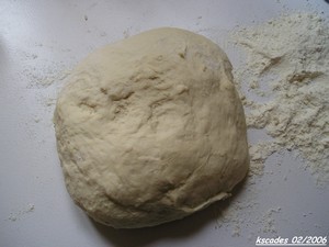 Les pains plats : Matlouh, Aiysh, Khoubiz, Barbari, Mankoush, Pitta, Mannaeesh Pain Matlouh
