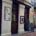 Up and down – Bordeaux Up and down – Bordeaux