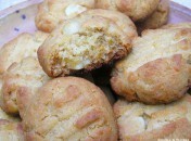 Cookies aux pépites de chocolat blanc et aux noix de Macadamia Cookies aux pépites de chocolat blanc et noix de macadamia