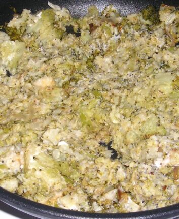 Choux à la crème, paprika et pavot