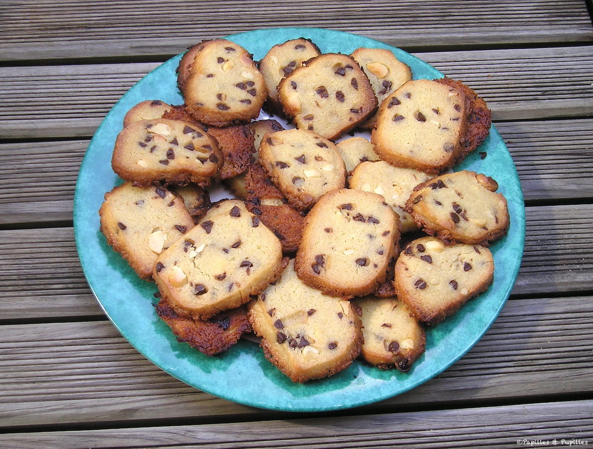 Cookies aux noix de macadamia, pépites de chocolat et sirop d'érable