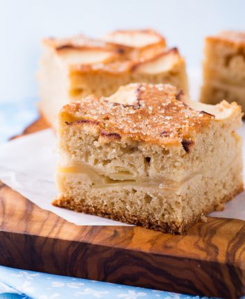 Gâteau aux pommes © Katerina Belaya shutterstock