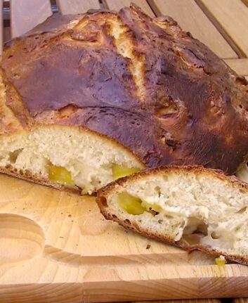 Pain aux pommes et au miel