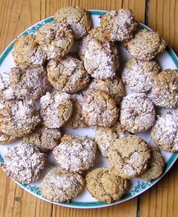 Sablés rustiques aux noisettes et zestes de citron