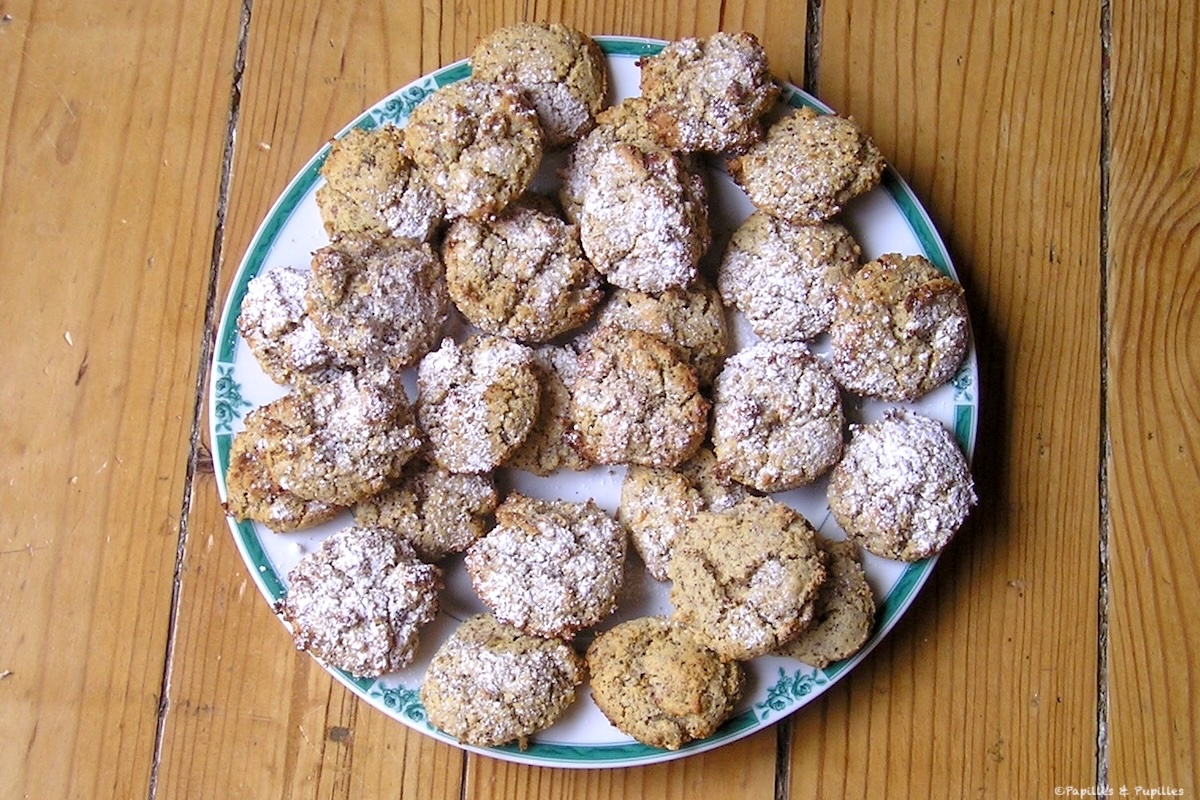 Sablés rustiques aux noisettes et zestes de citron