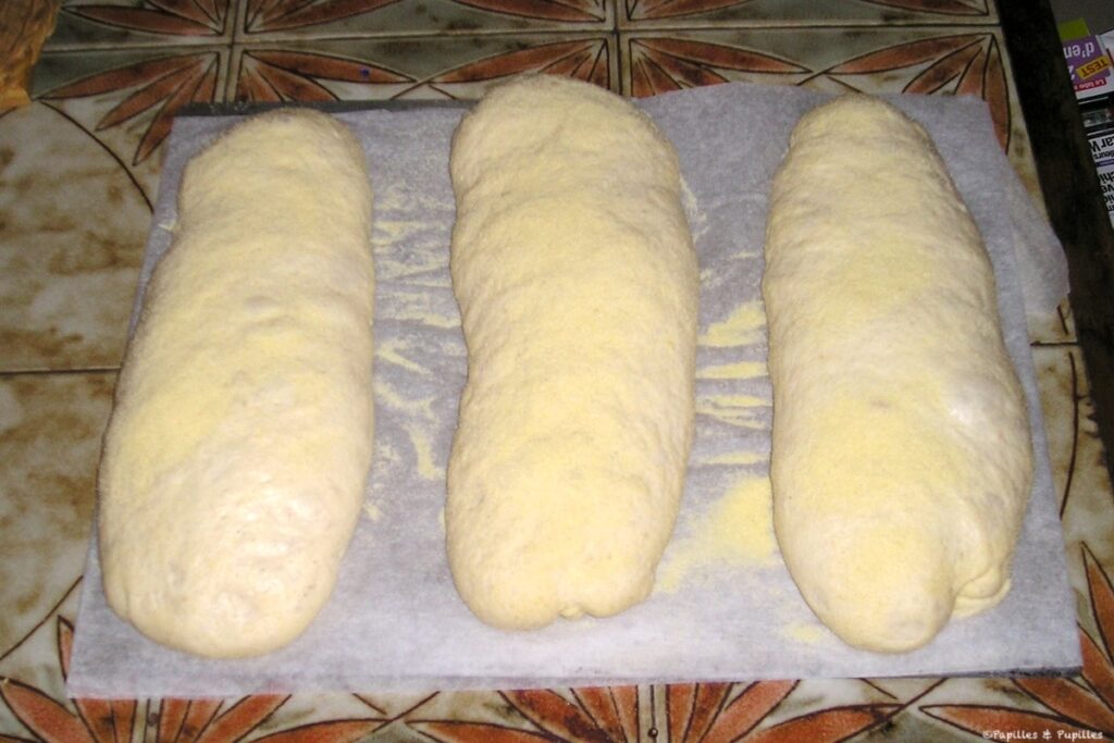 Saupoudrez la semoule