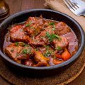 Tendrons de veau aux carottes ©Ratov Maxim shutterstock
