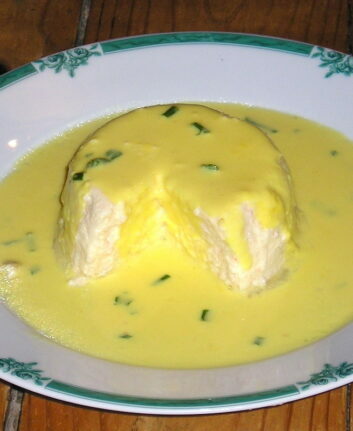 Timbale de St Jacques et crevettes au safran