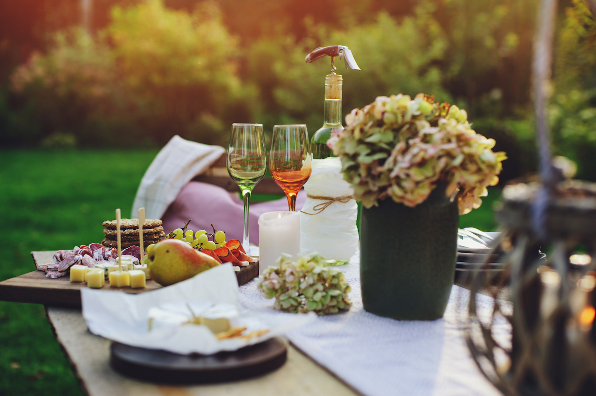 Déco buffet tapas ©Maria Evseyeva shutterstock