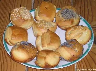 Dinner rolls
