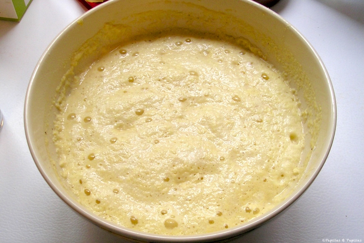 Pâte à baghrirs avec œufs