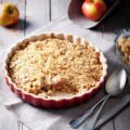 Crumble aux pommes © Anna_Pustynniko shutterstock