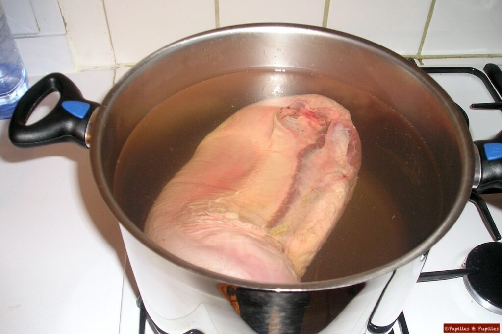 Langue dans cocotte