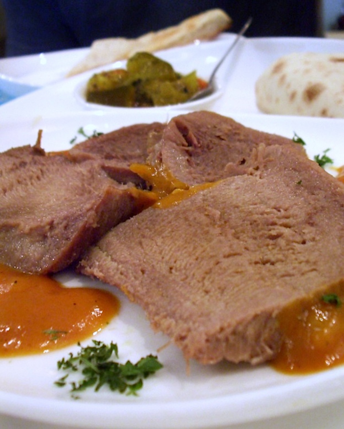 Langue de boeuf sauce piquante