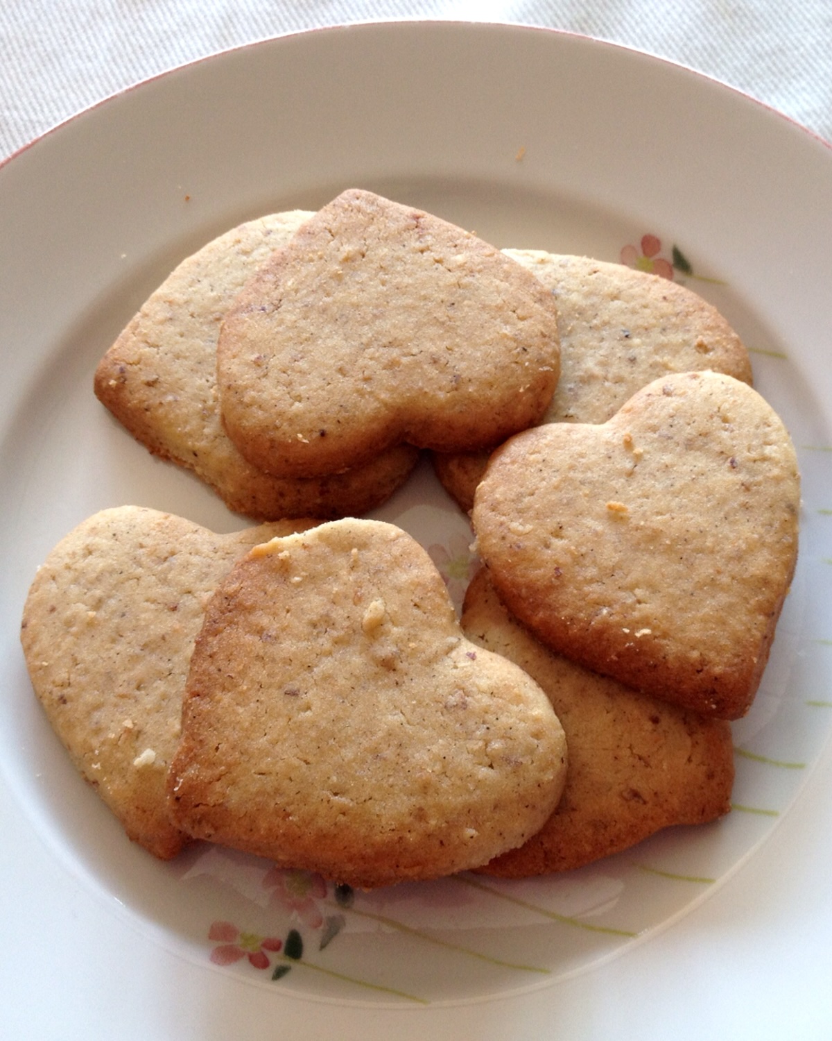 Sablés à la noisette, sans oeufs  ©joellehellenique CC BY-SA 2.0