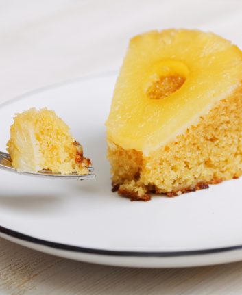 Gâteau renversé à l'ananas ©Mark_KA shutterstock