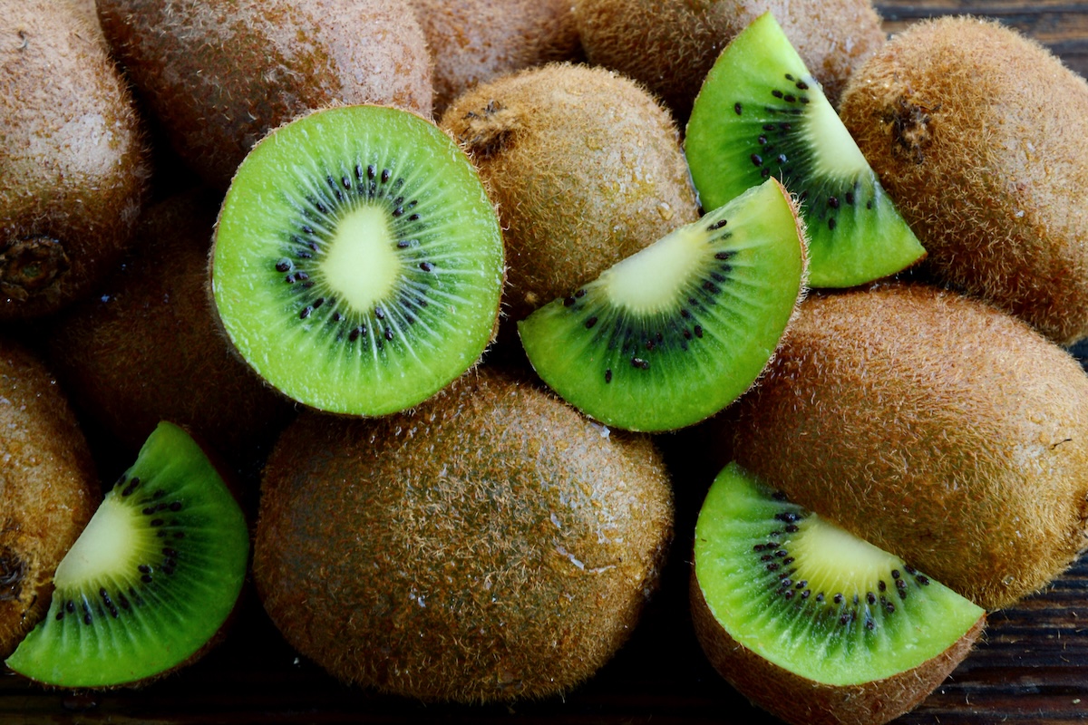 Kiwis © Nataliya Arzamasova shutterstock