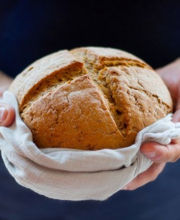 Pain maison ©Photo by Kate Remmer on Unsplash