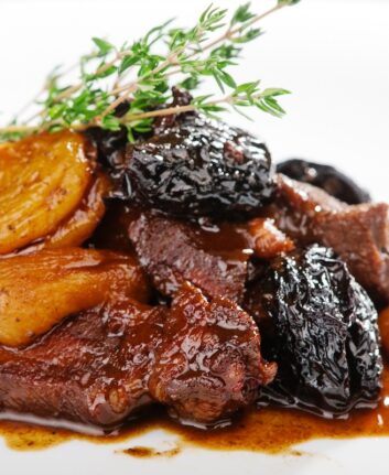 Papillotes de veau aux fruits secs ©Shutterstock