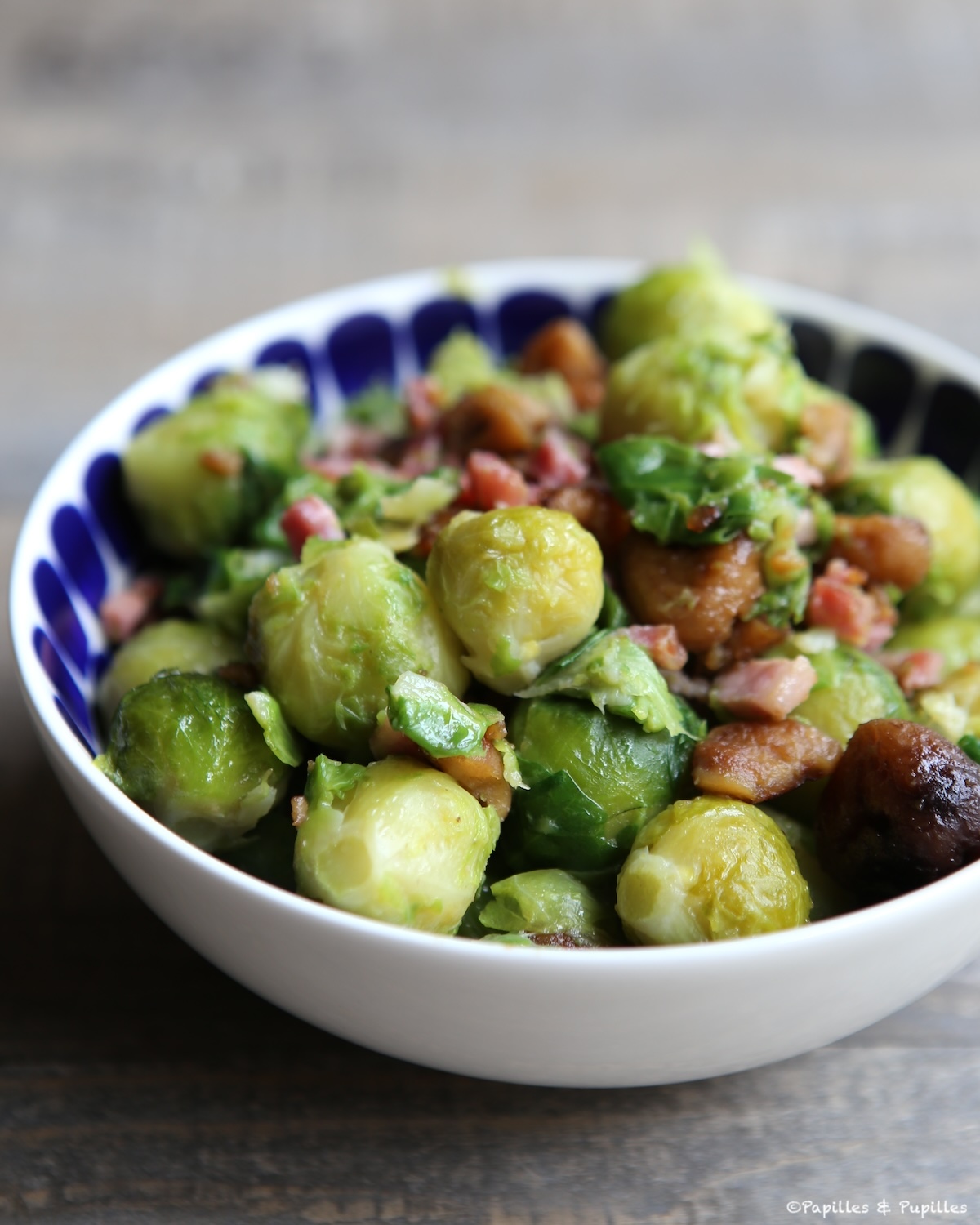 Poêlée de choux de Bruxelles aux châtaignes et lardons croustillants, recette d’hiver réconfortante