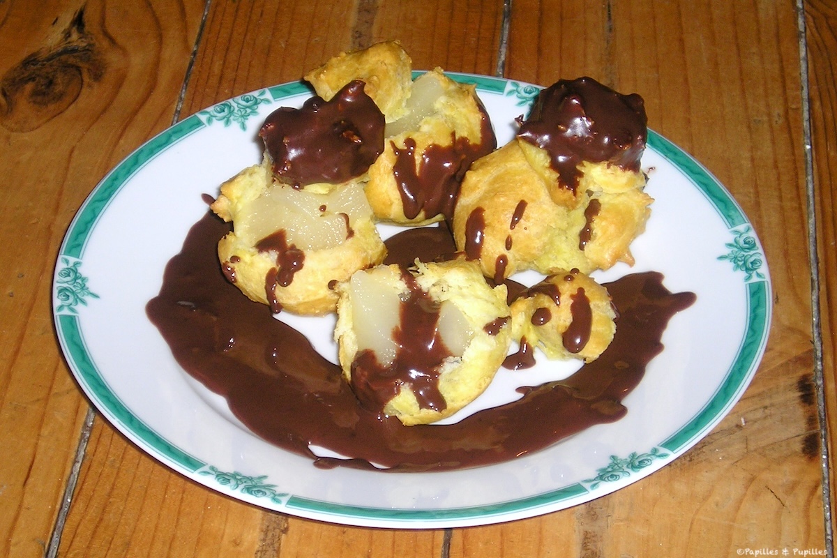 Profiteroles poires anis chocolat