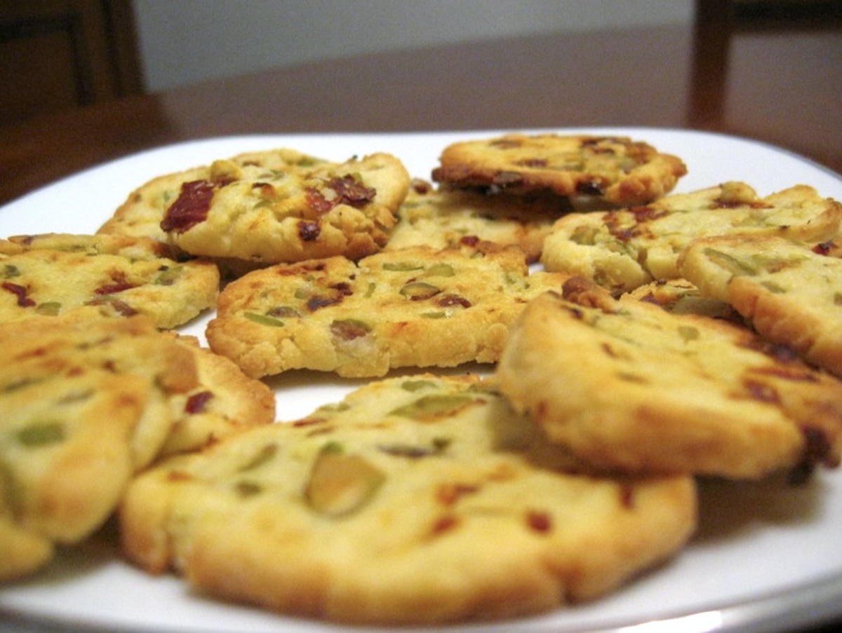 Biscuits salés aux tomates séchées et pistaches sans oeufs