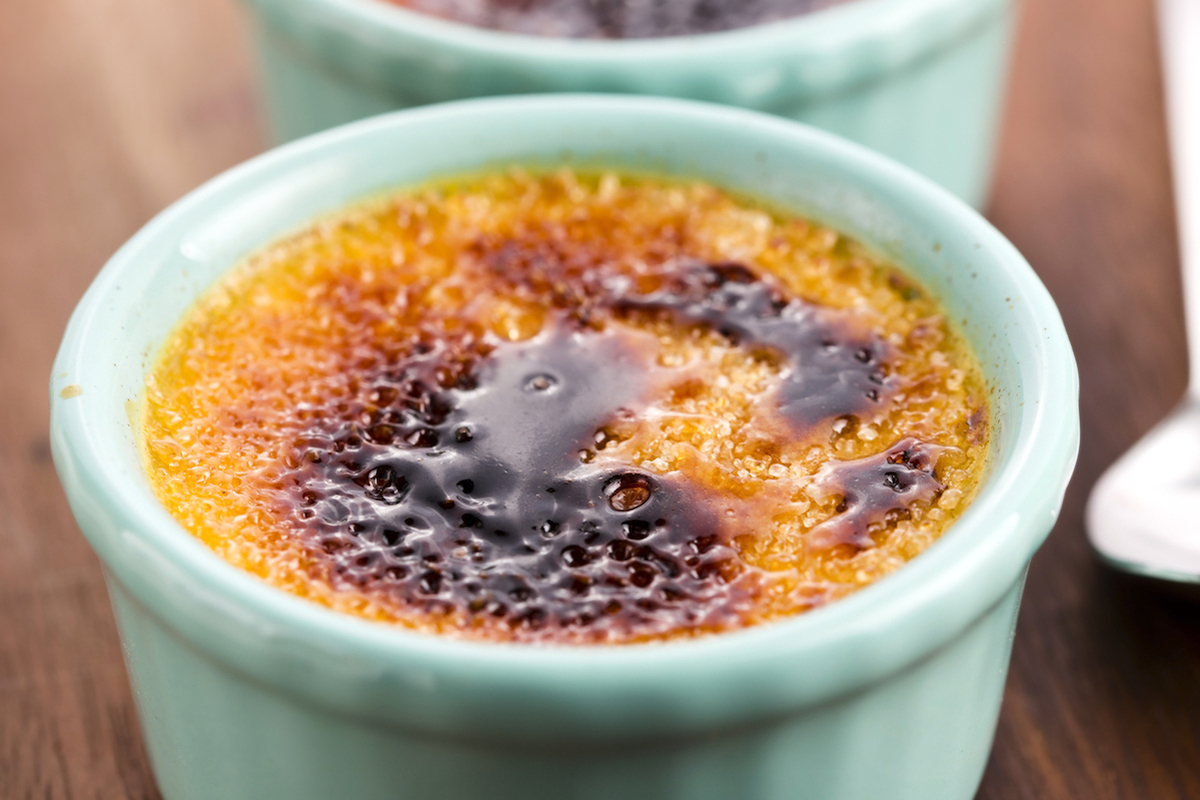 Crème catalana © joanna wnuk shutterstock