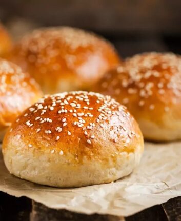 Pain à hamburger sans oeufs sans lait © ekaterina smirnova shutterstock