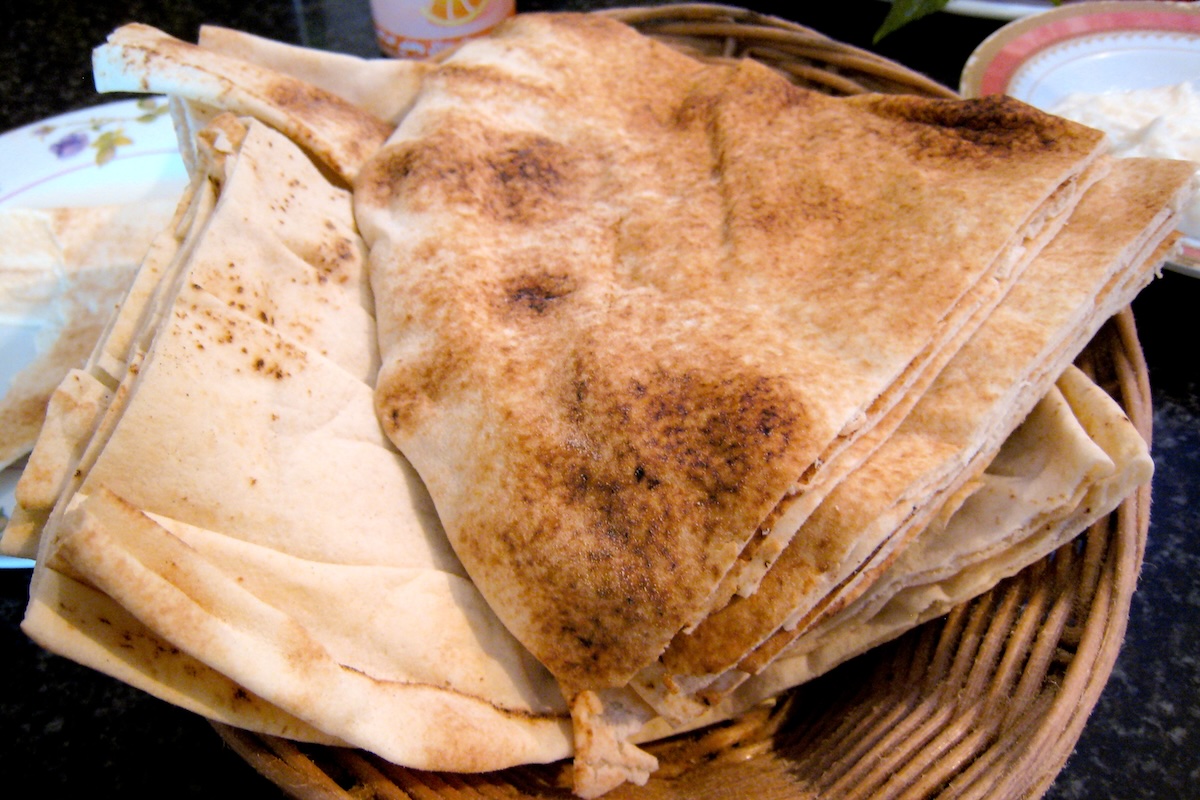 Lebanese flat bread (Khoubiz)