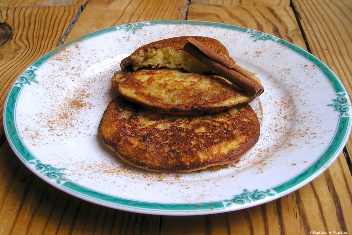 Pancakes aux pommes râpées et à la cannelle ©Papilles & Pupilles