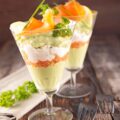 Verrine saumon fumé avocat sauce onctueuse ©shutterstock
