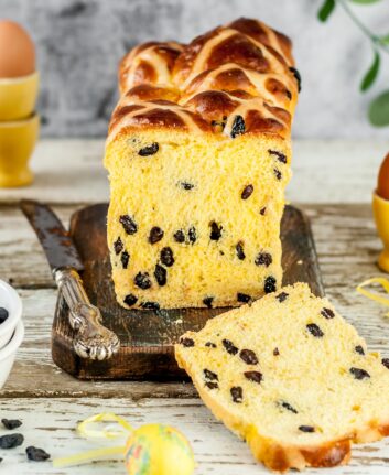 Cornish saffron cake ©De Tatiana Vorona shutterstock