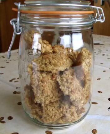 Flapjacks © Scotproof CC BY-NC-ND 2.0