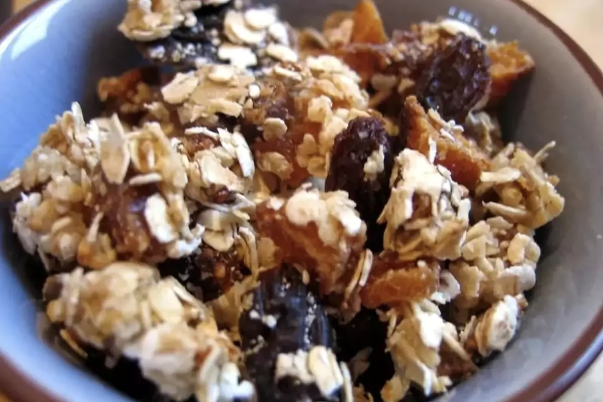 Granola énergétique aux fruits secs et flocons d'avoine