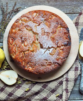 Gâteau aux poires sans oeufs ©De noncha shutterstock