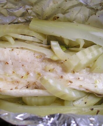 Papillotes de bar au fenouil