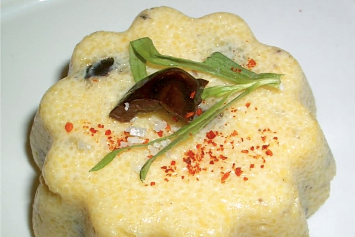 Polenta sans gluten à l’estragon et aux olives