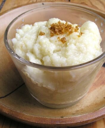 Purée de pommes de terre au lait de coco et au curry