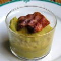 Purée de pois cassés et pommes de terre au lard