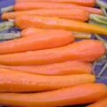 Carottes nouvelles glacées façon Joël Robuchon