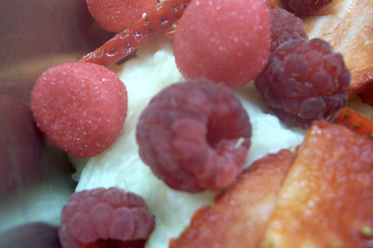 Riz au lait de noisettes et aux fraises sans oeufs sans gluten
